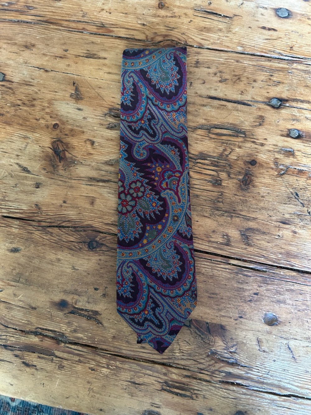 Brooks Brothers Men’s  Paisley Silk Tie in Purple